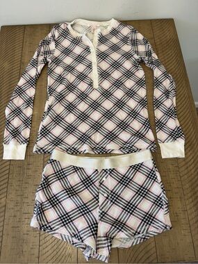 Victoria's Secret Pink, Black & White Plaid Girls Pajama Set